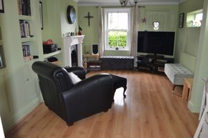 Living room- click for photo gallery